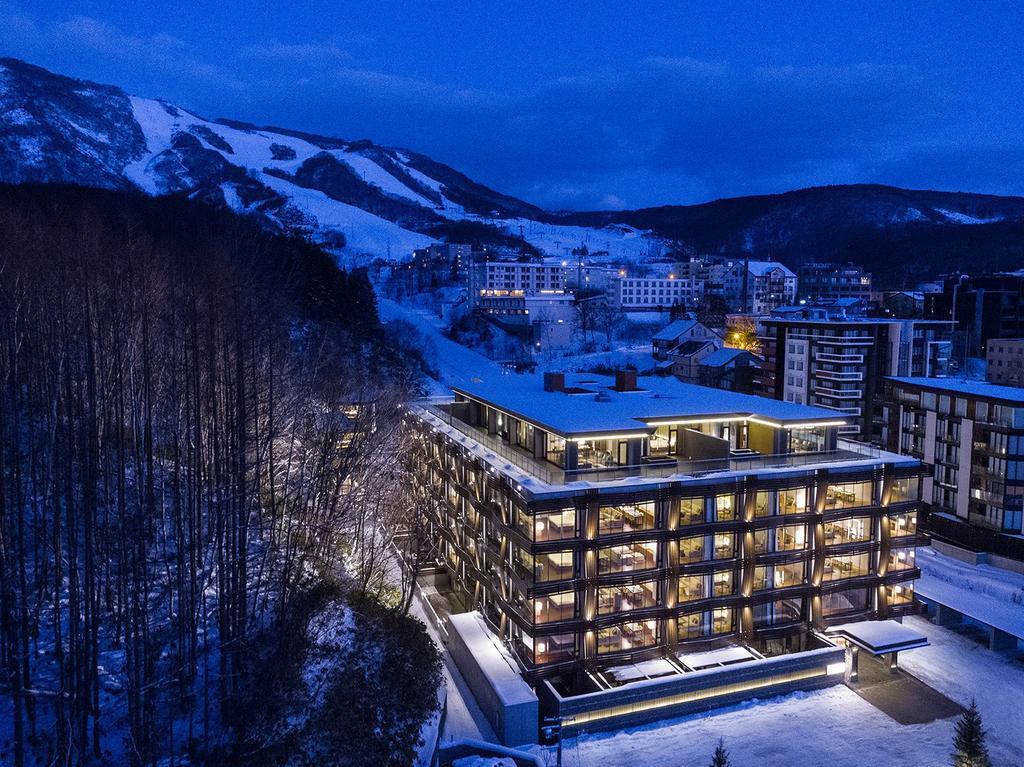 Aya Niseko Aparthotel Exterior photo